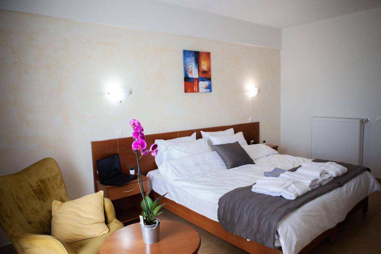City Gate Hotel Airport Salonicco Esterno foto